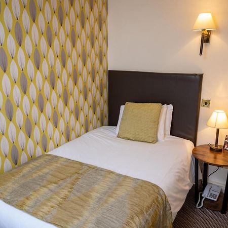 Cross Hands Hotel By Greene King Inns Old Sodbury Kültér fotó