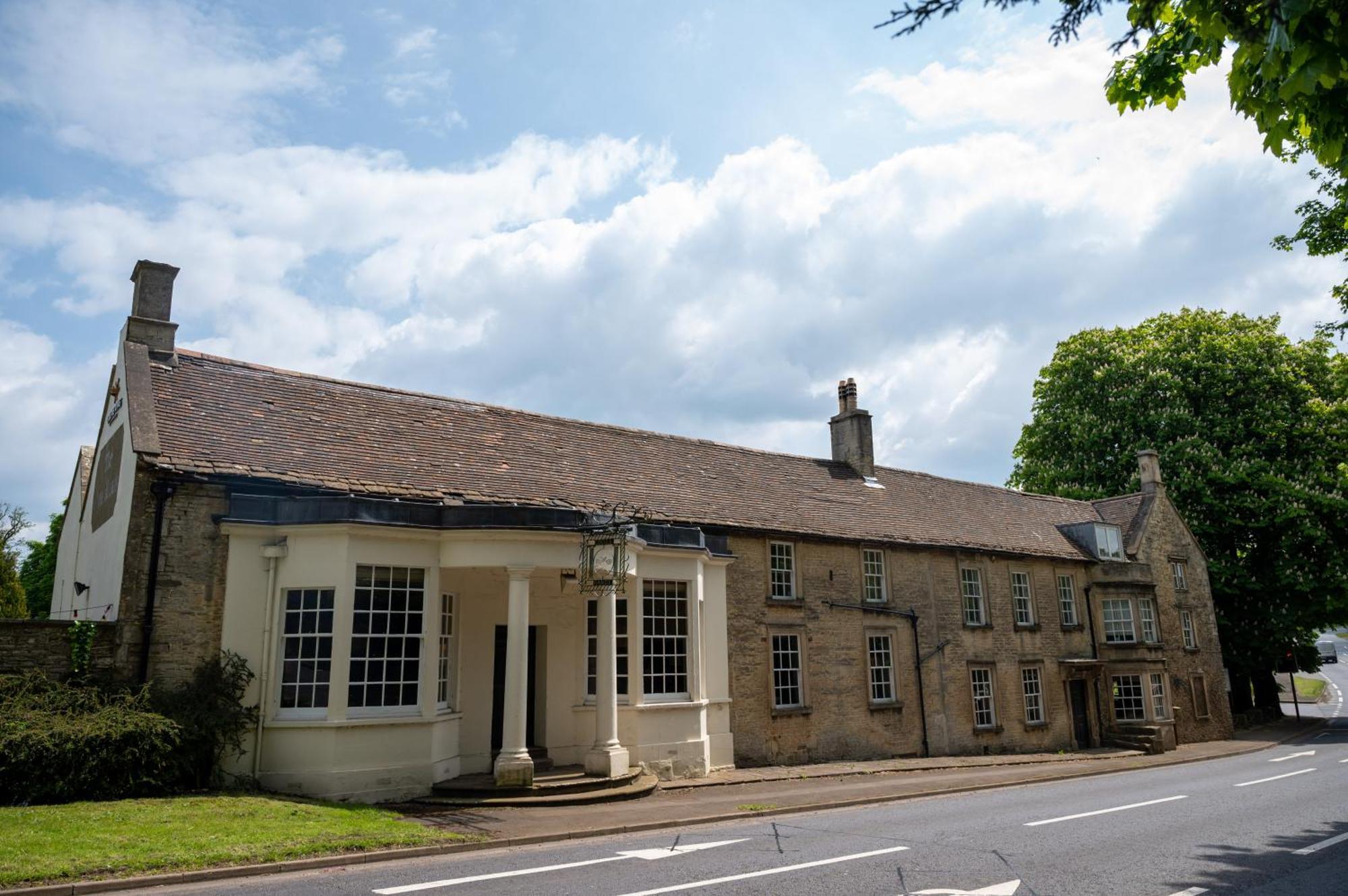 Cross Hands Hotel By Greene King Inns Old Sodbury Kültér fotó